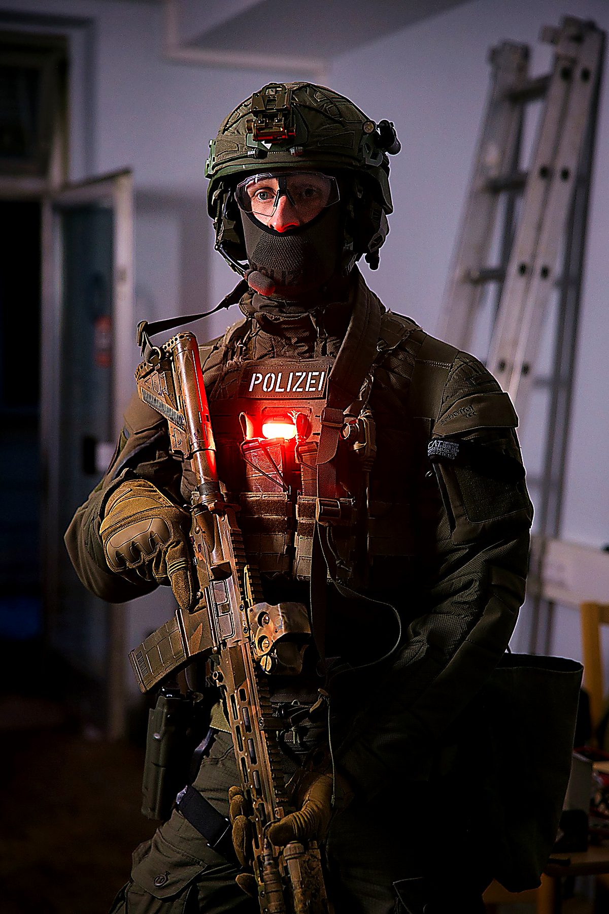 Schöffel TEC — Tactical operator with marker light